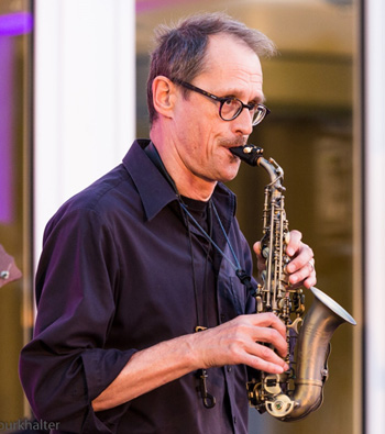 Daniel Sernatinger